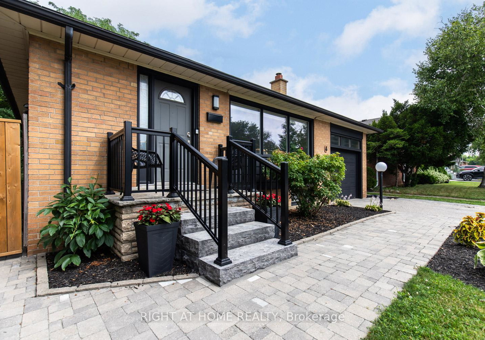 4-deanefield-crescent-etobicoke-ontario-w12314066
