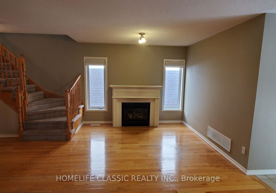 1551-reeves-gate-oakville-ontario-w12314316
