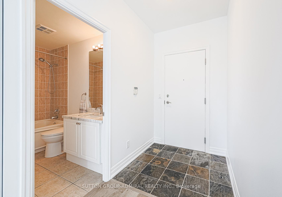 2121-lake-shore-boulevard-w-w-etobicoke-ontario-w12314456