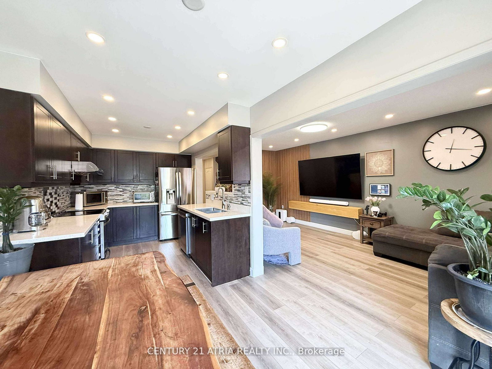6083-rowers-crescent-mississauga-ontario-w12314650
