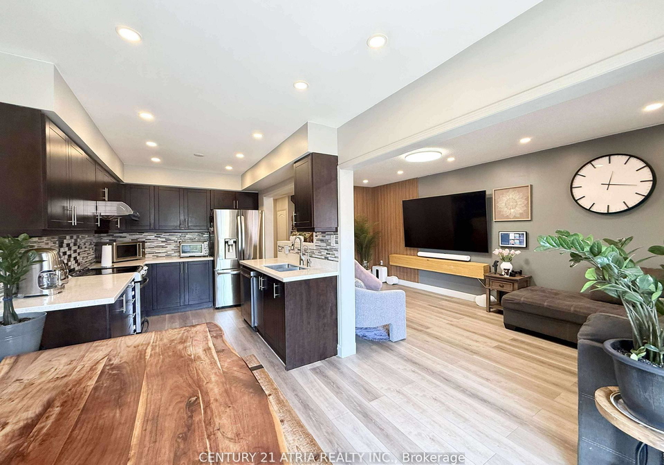 6083-rowers-crescent-mississauga-ontario-w12314650