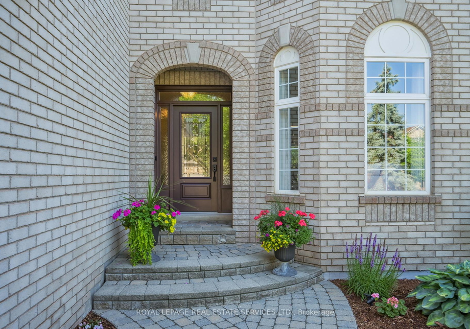 2068-heatherwood-drive-oakville-ontario-w12315090