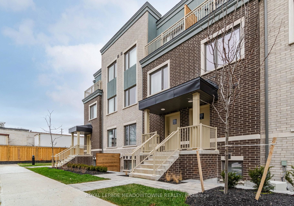 235-birmingham-street-etobicoke-ontario-w12315147