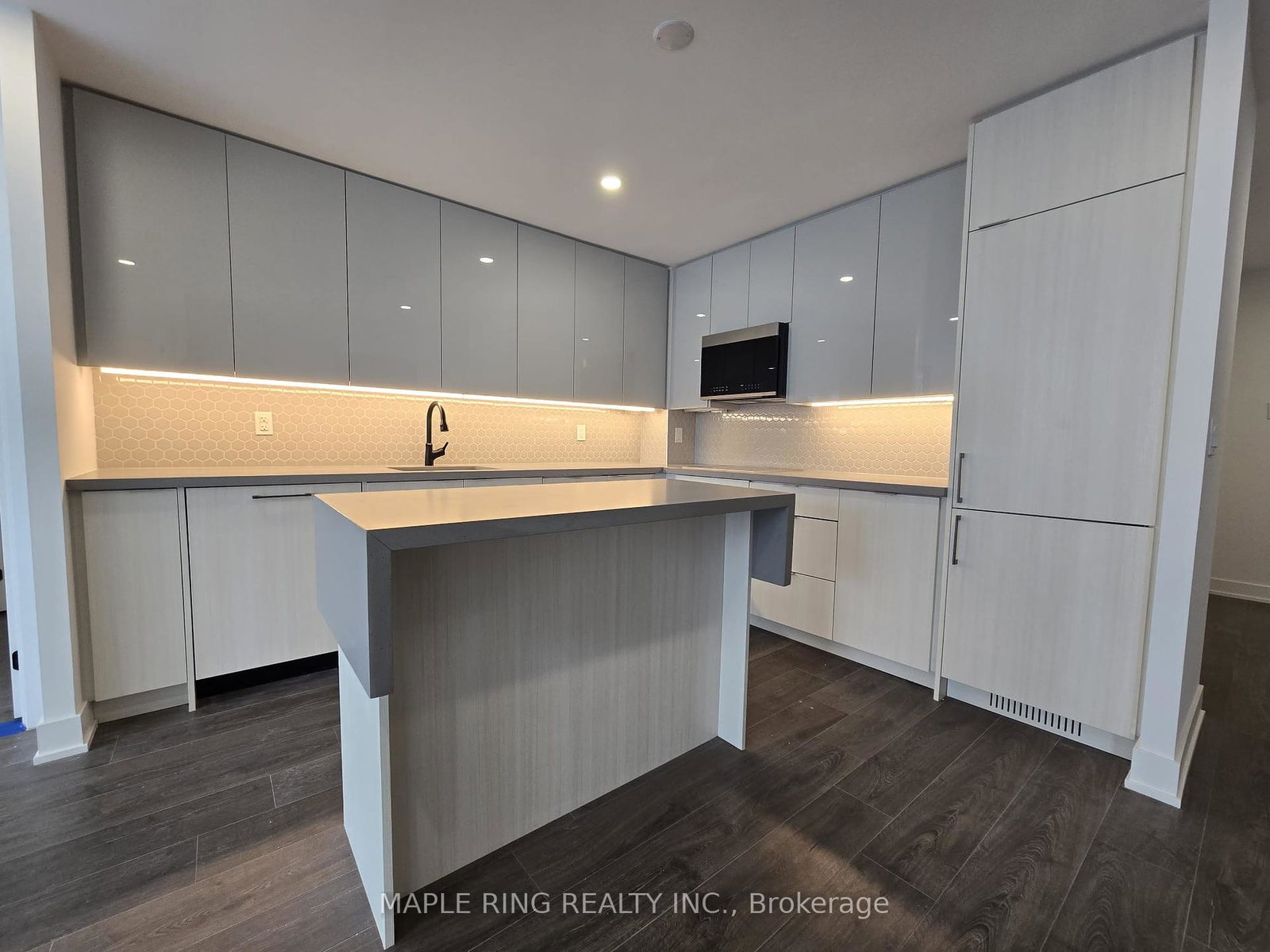 2489-taunton-road-oakville-ontario-w12315619