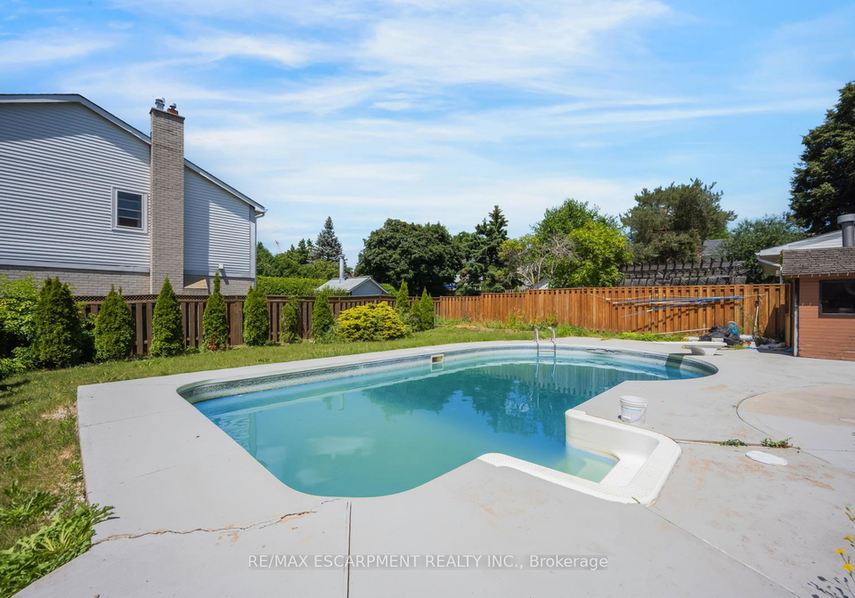 17-nantucket-crescent-brampton-ontario-w12315638