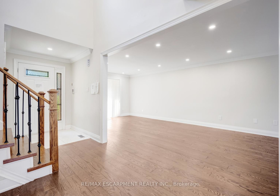 17-nantucket-crescent-brampton-ontario-w12315638