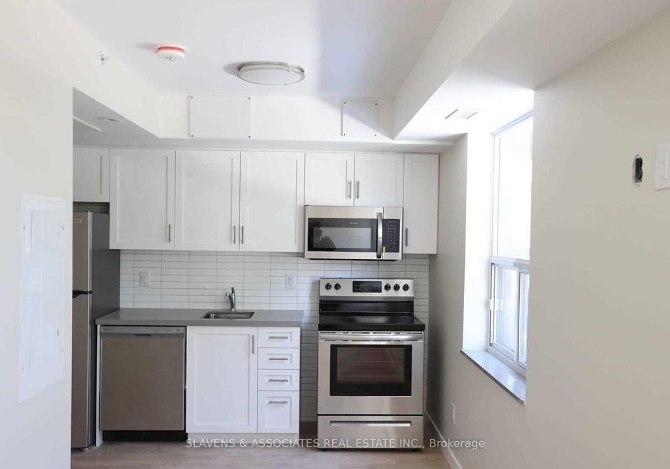 1012-bloor-street-w-w-toronto-ontario-w12315728