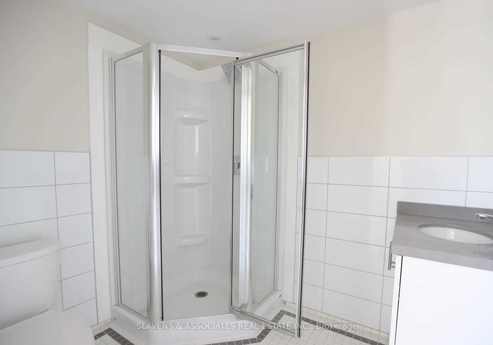 1012-bloor-street-w-w-toronto-ontario-w12315728