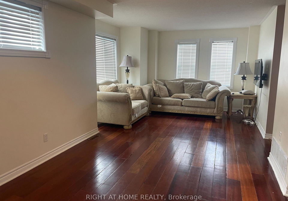 5865-dalebrook-crescent-mississauga-ontario-w12315952