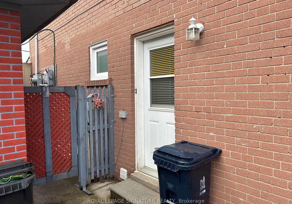 4-valetta-court-etobicoke-ontario-w12316264