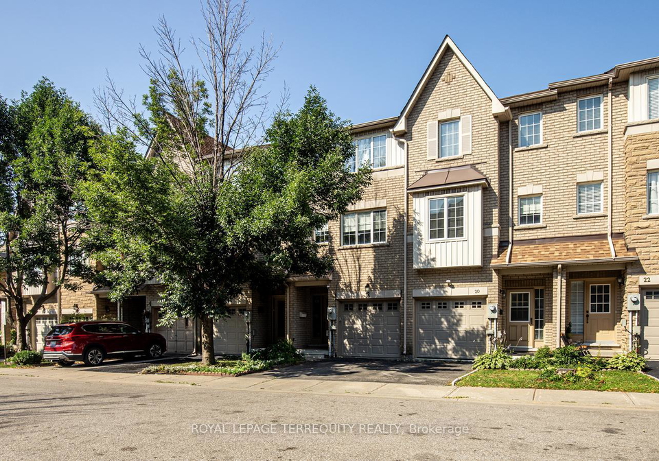 18-springside-way-york-ontario-w12316351