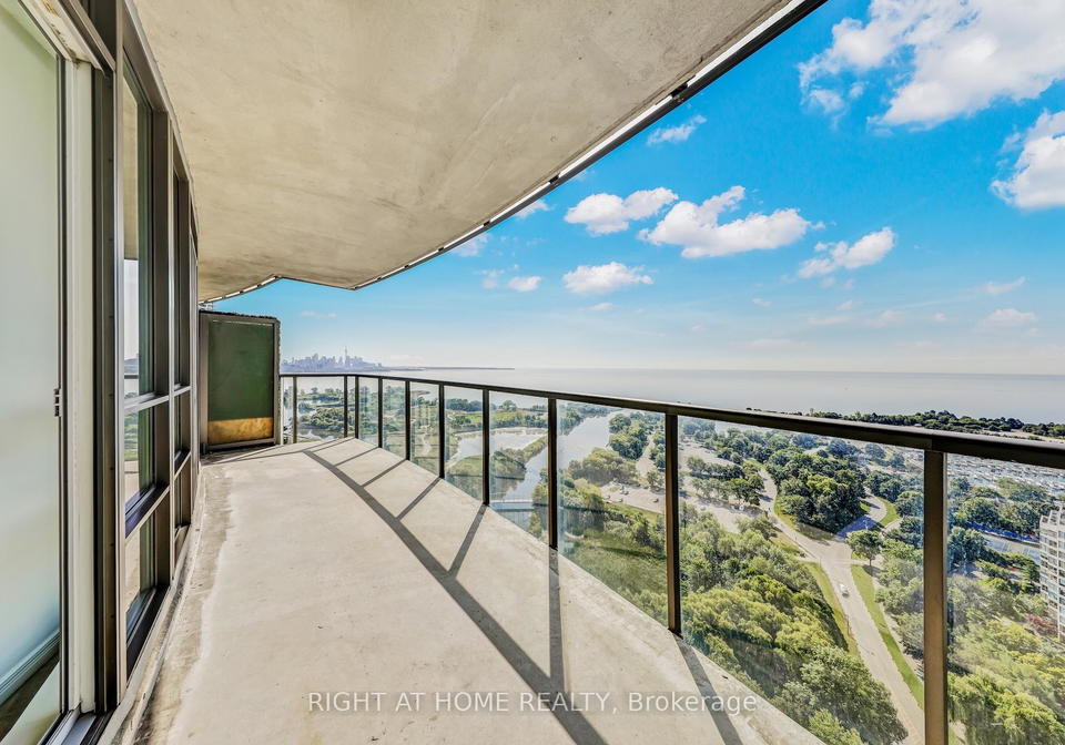 2230-lakeshore-boulevard-w-w-etobicoke-ontario-w12316363