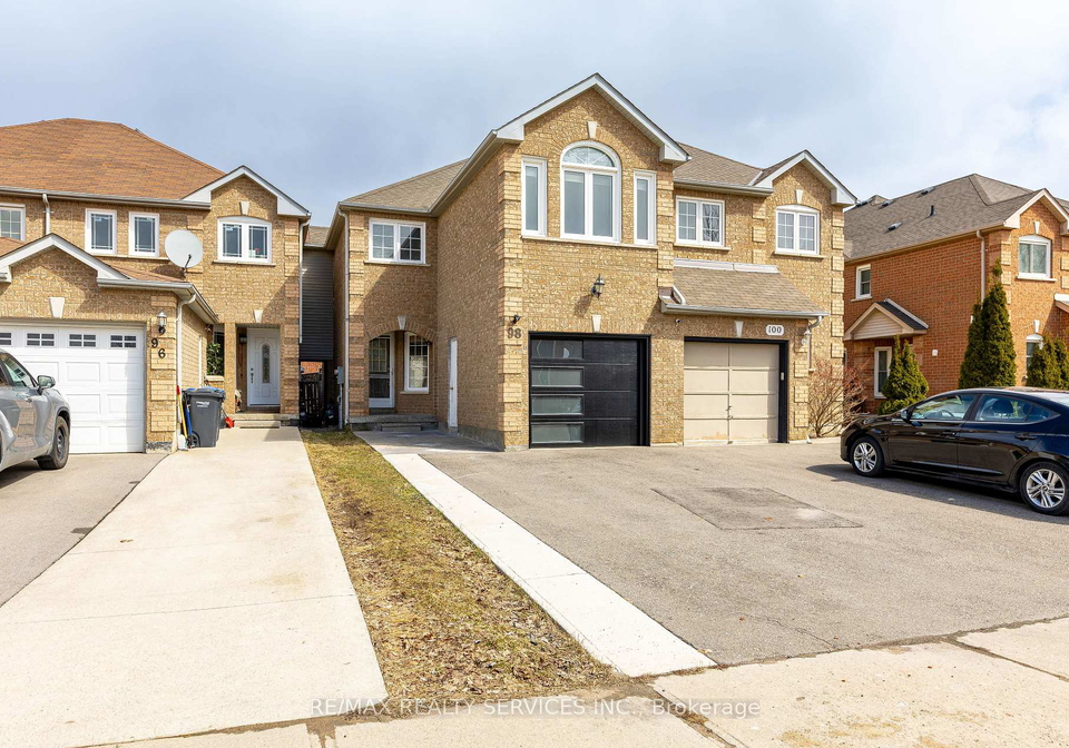 98-lent-crescent-brampton-ontario-w12316418