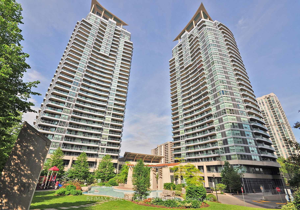 33-elm-drive-mississauga-ontario-w12316476