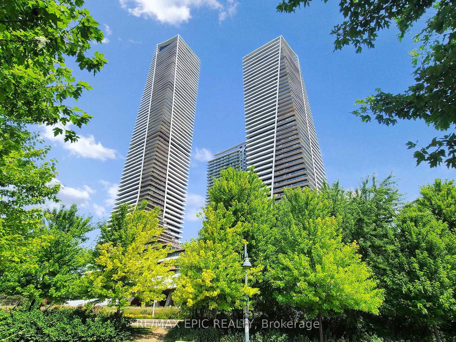 20-shore-breeze-drive-etobicoke-ontario-w12316763