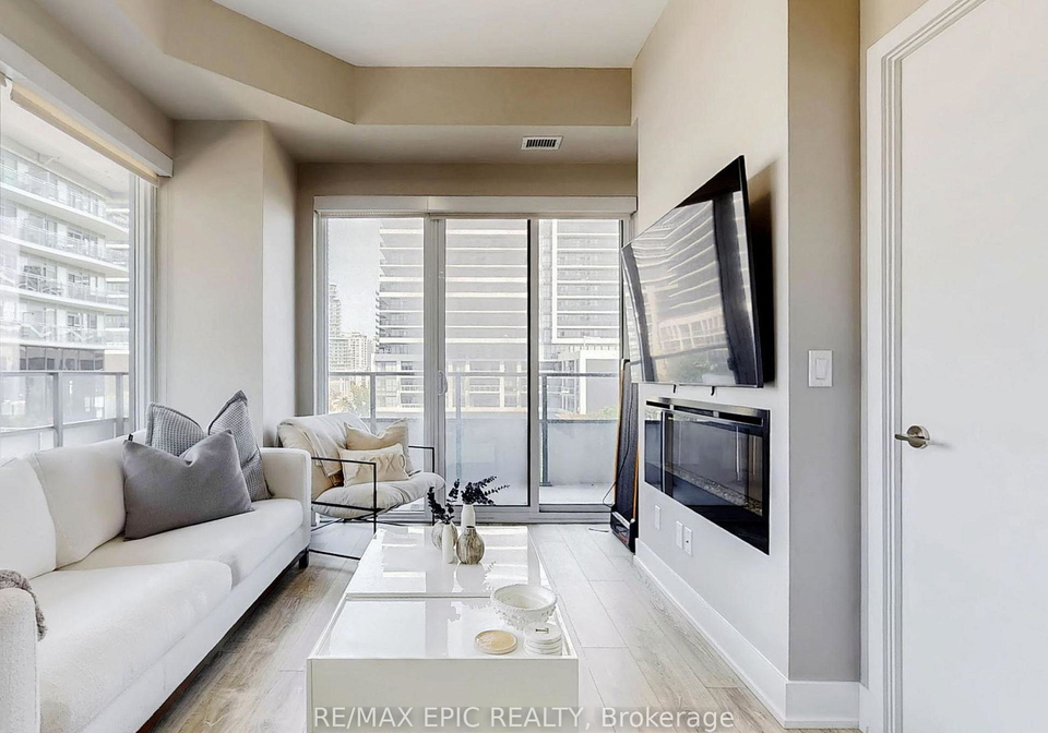 20-shore-breeze-drive-etobicoke-ontario-w12316763