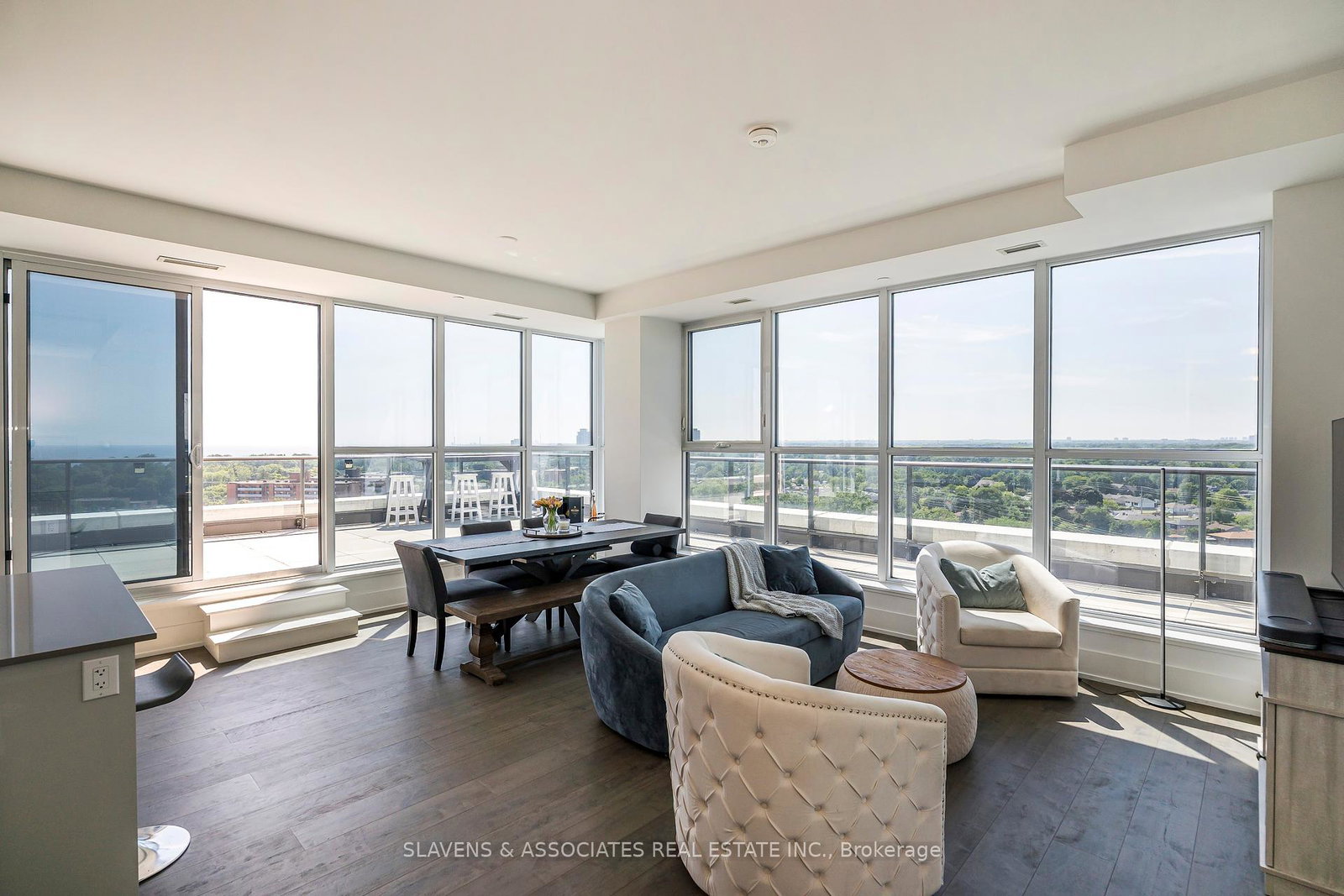 1063-douglas-mccurdy-common-circle-mississauga-ontario-w12316823