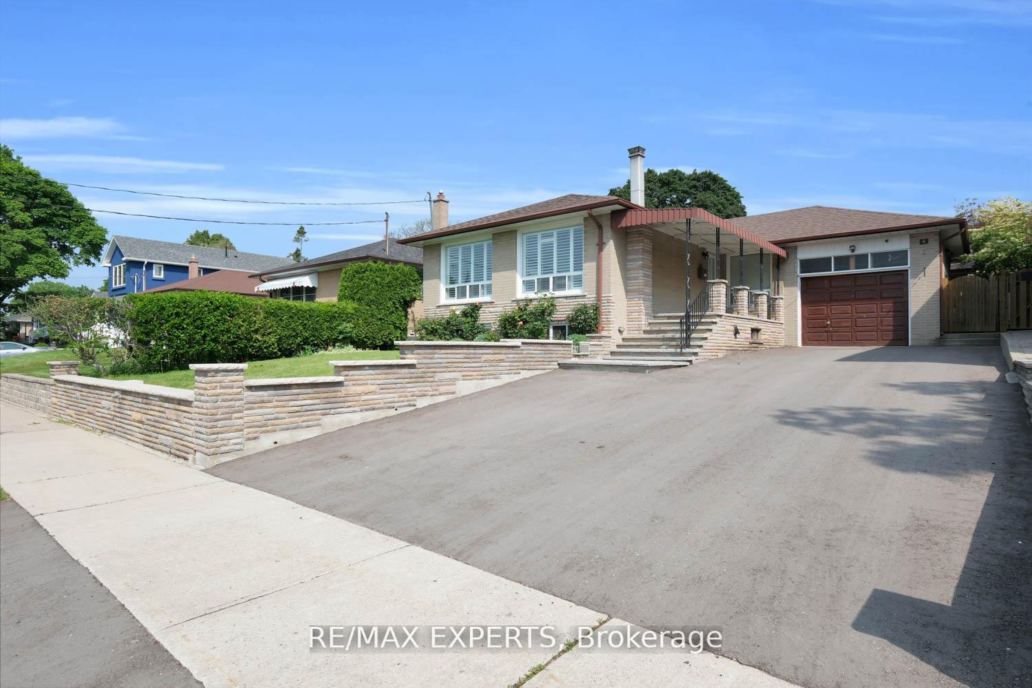 4-fletcher-place-etobicoke-ontario-w12317037