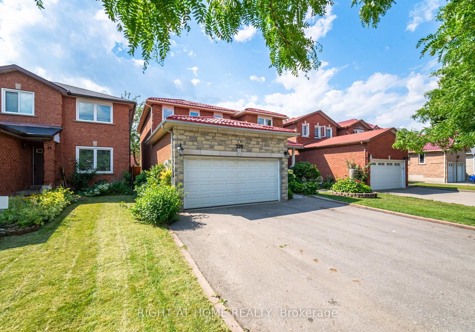 325-harrowsmith-drive-mississauga-ontario-w12317059