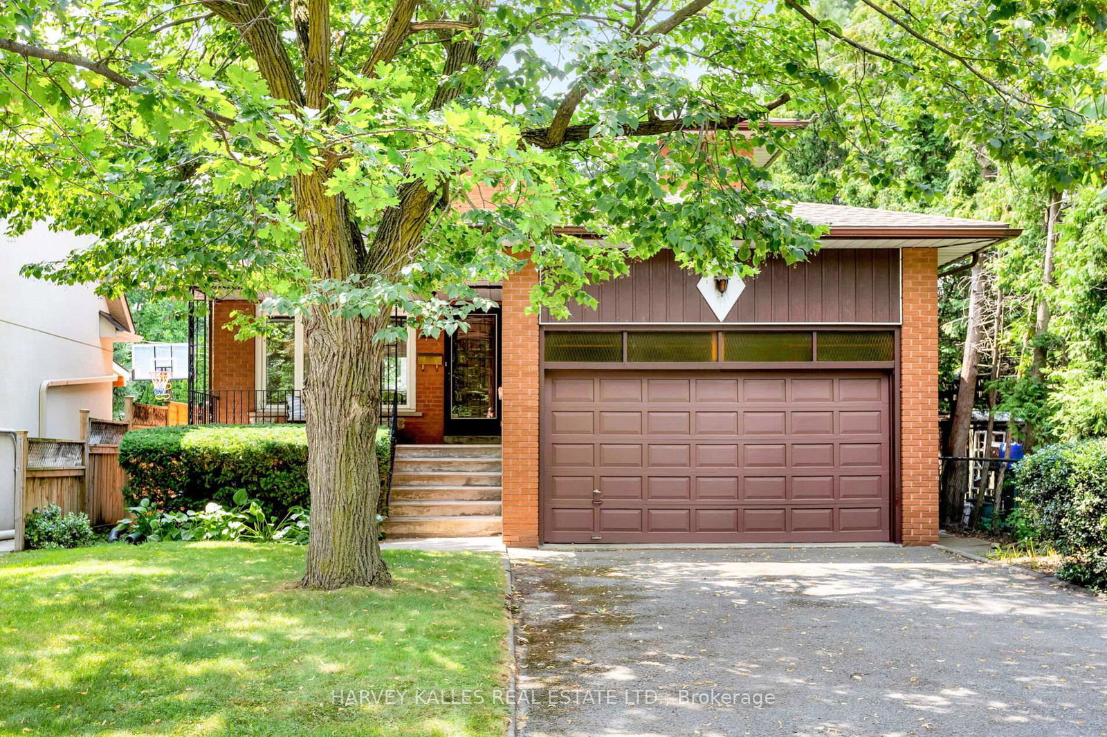 196-prince-edward-drive-etobicoke-ontario-w12317348