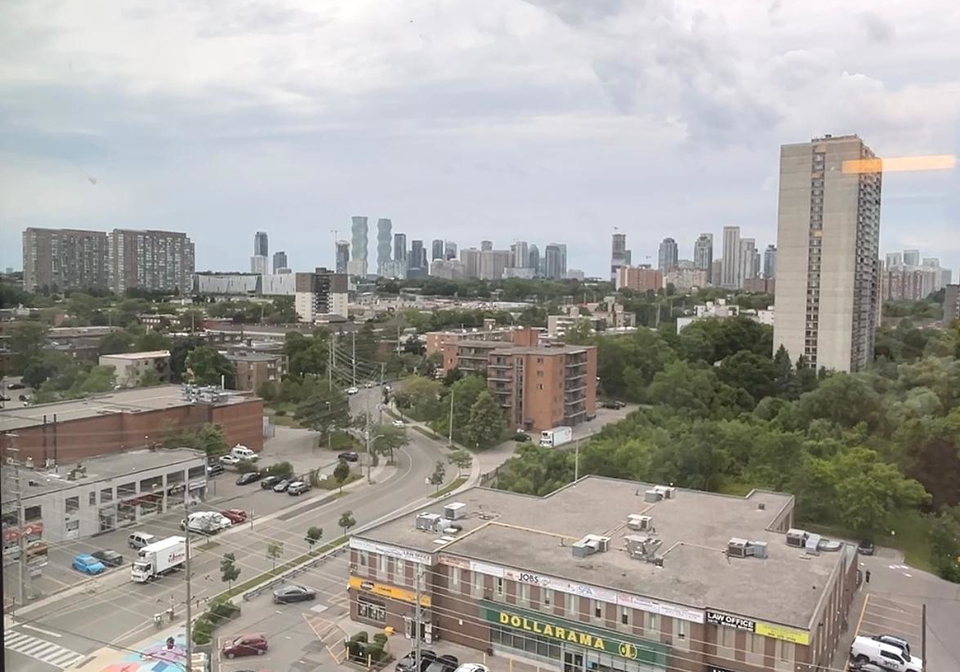 86-dundas-street-mississauga-ontario-w12317397