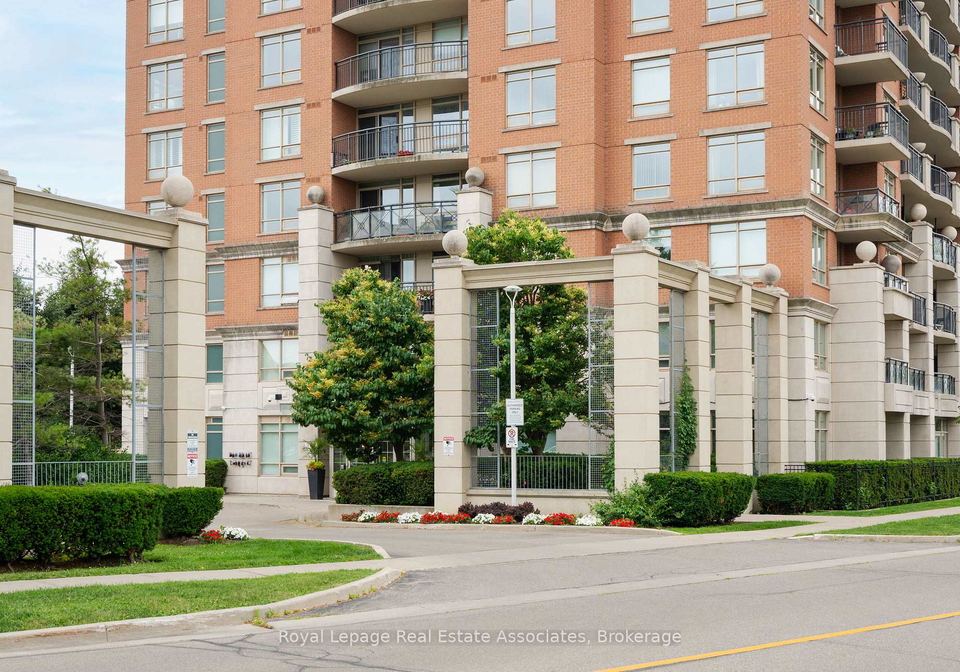 2325-central-park-drive-oakville-ontario-w12317487
