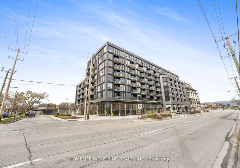 7-smith-crescent-s-s-etobicoke-ontario-w12317515