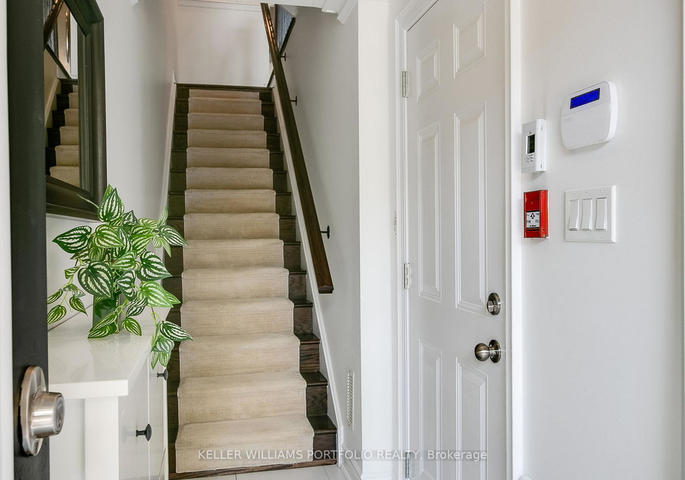7-poplar-avenue-etobicoke-ontario-w12317604