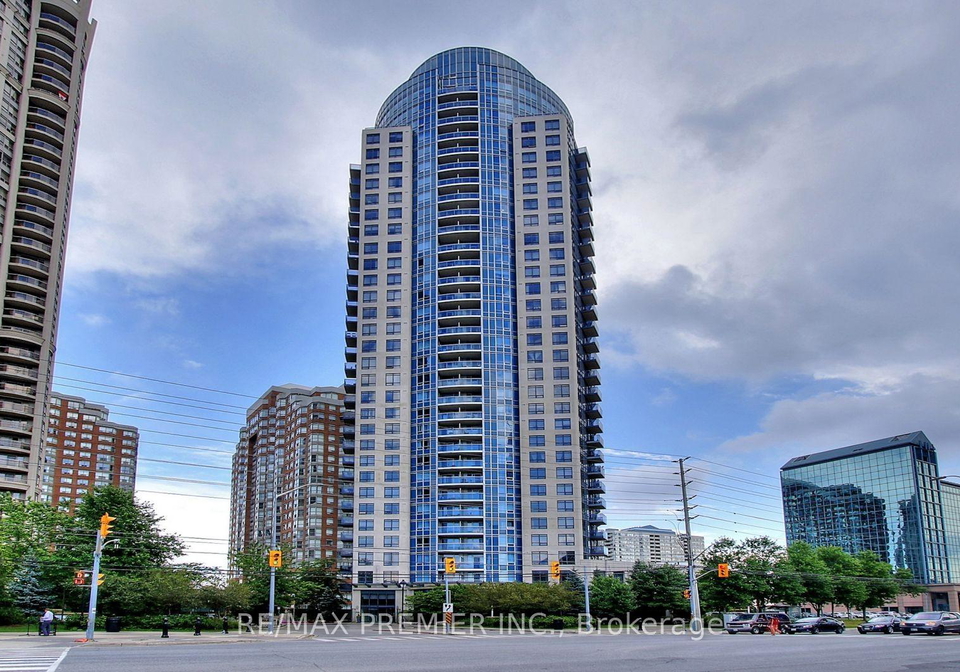 330-burnhamthorpe-road-w-w-mississauga-ontario-w12317930