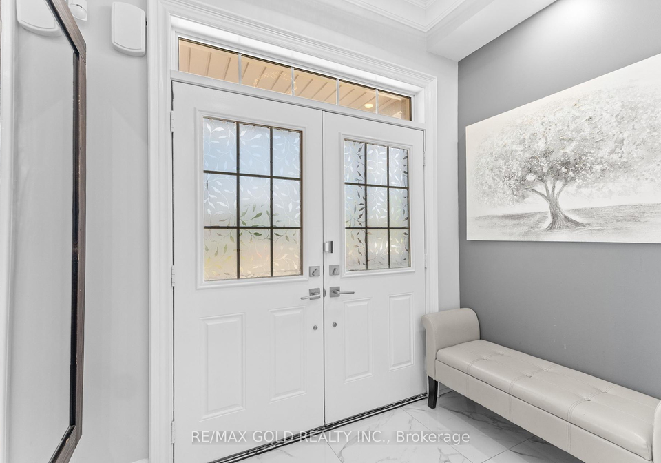 52-vanderpool-crescent-brampton-ontario-w12318055