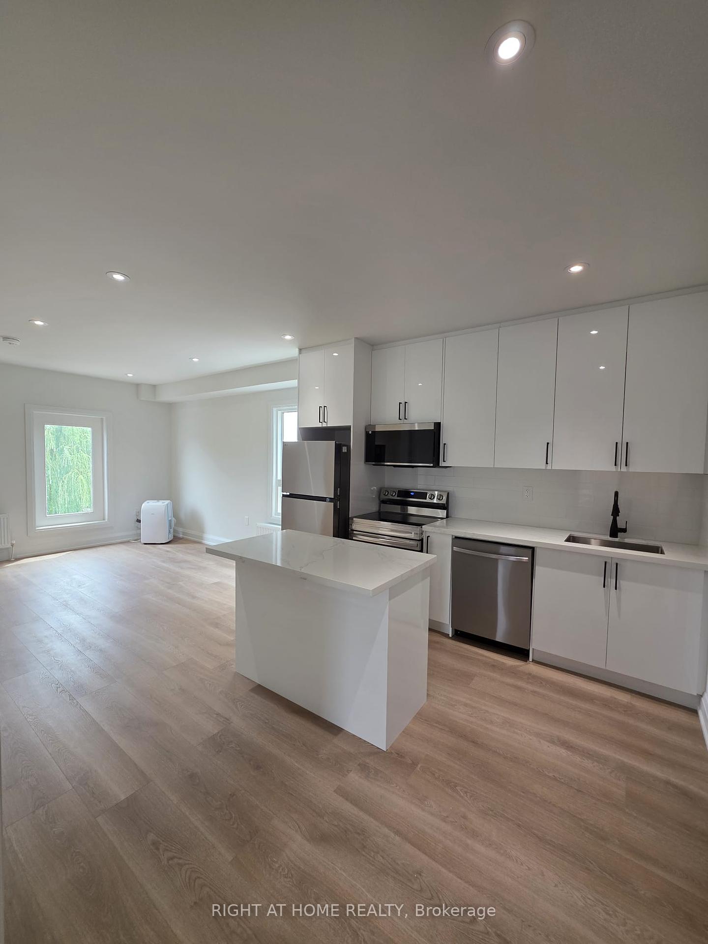 339-ranee-avenue-s-s-north-york-ontario-w12318063