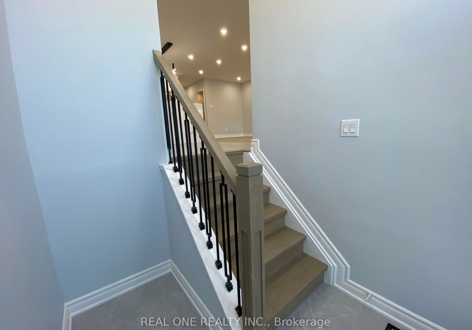 1186-shadeland-drive-mississauga-ontario-w12318583