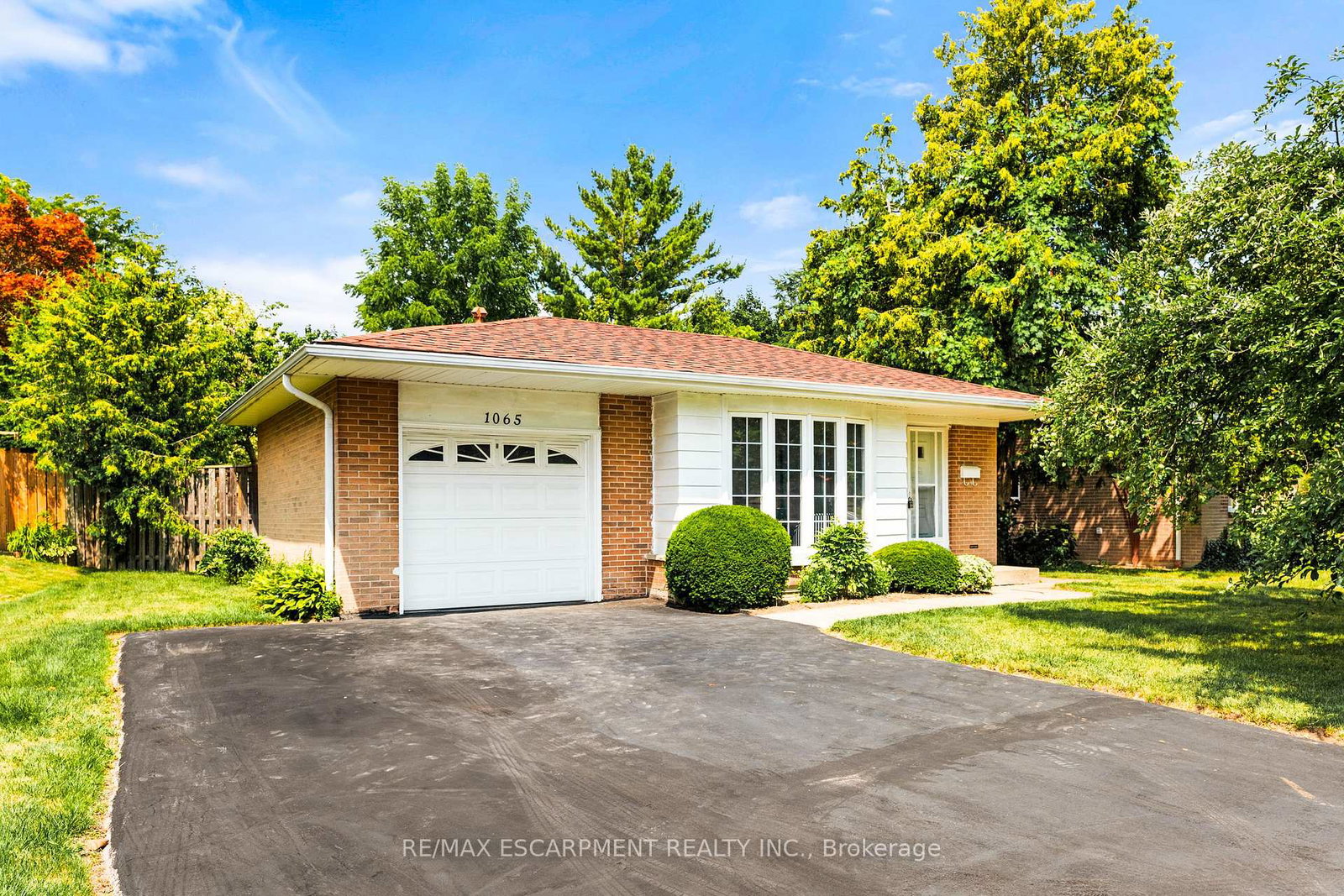 1065-franconia-drive-mississauga-ontario-w12319354