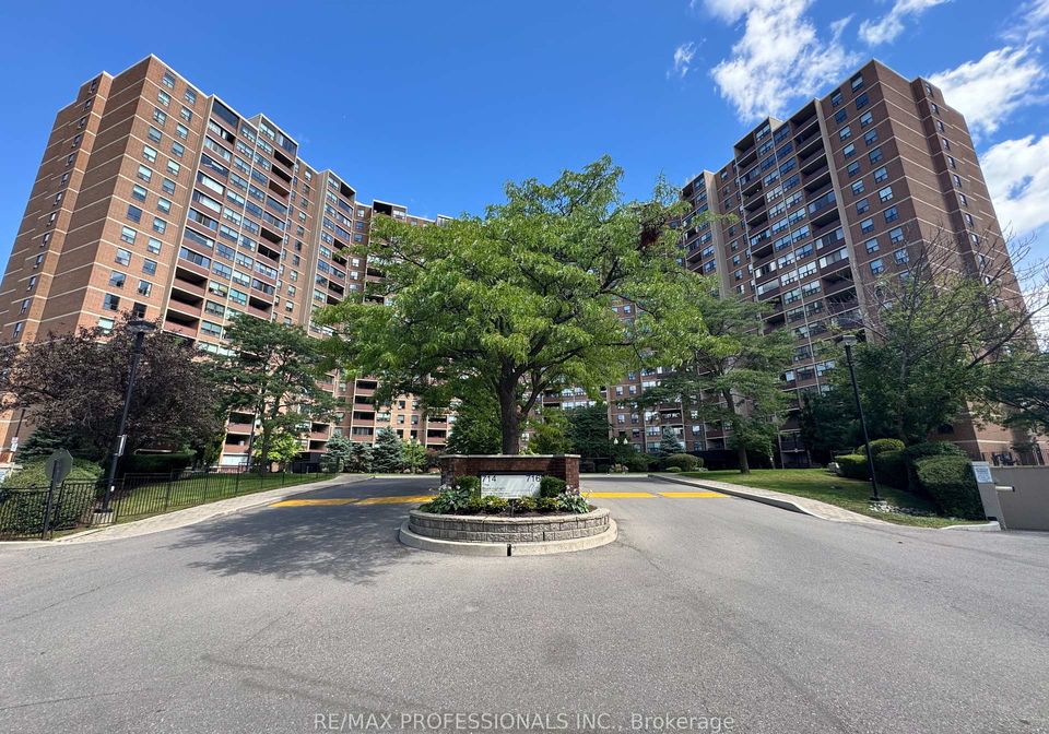 714-the-west-mall-na-etobicoke-ontario-w12319386