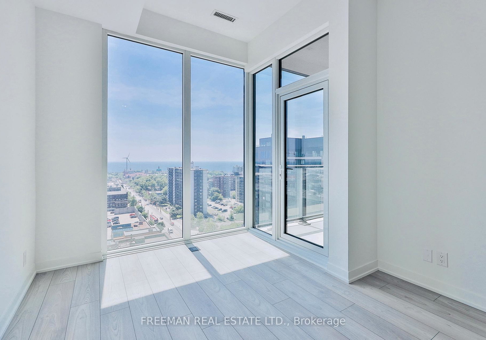 285-dufferin-street-toronto-ontario-w12319550