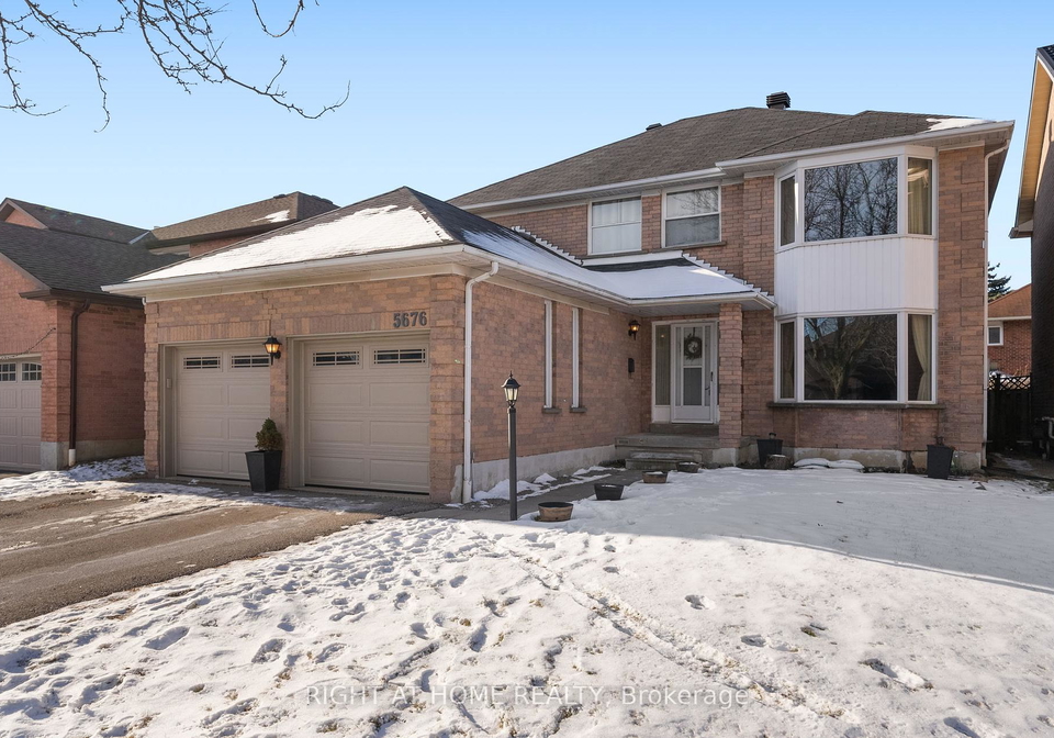 5676-brightpool-crescent-mississauga-ontario-w12320464
