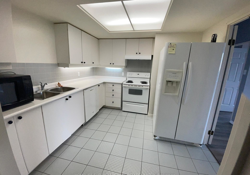 6-humberline-drive-etobicoke-ontario-w12320515