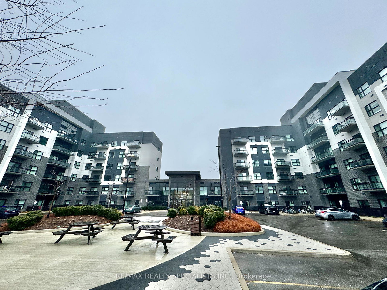 102-grovewood-common-na-oakville-ontario-w12320576