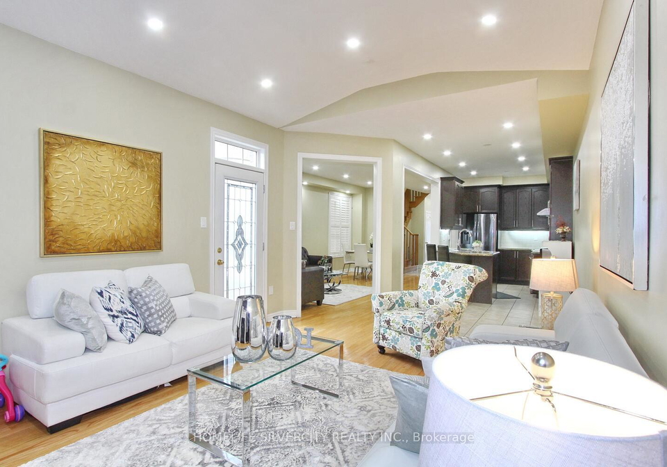 23-shortreed-grove-brampton-ontario-w12321045