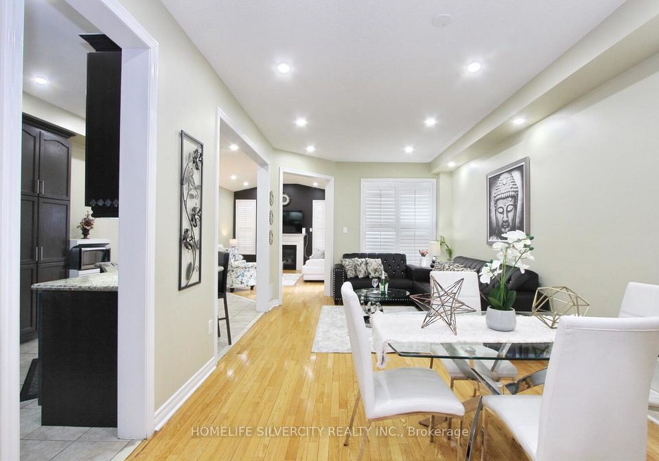 23-shortreed-grove-brampton-ontario-w12321045
