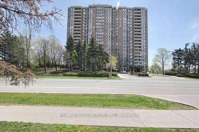 100-county-court-boulevard-brampton-ontario-w12321217