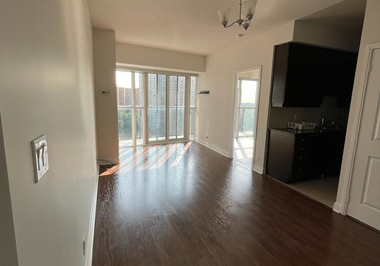 60-absolute-avenue-mississauga-ontario-w12321395