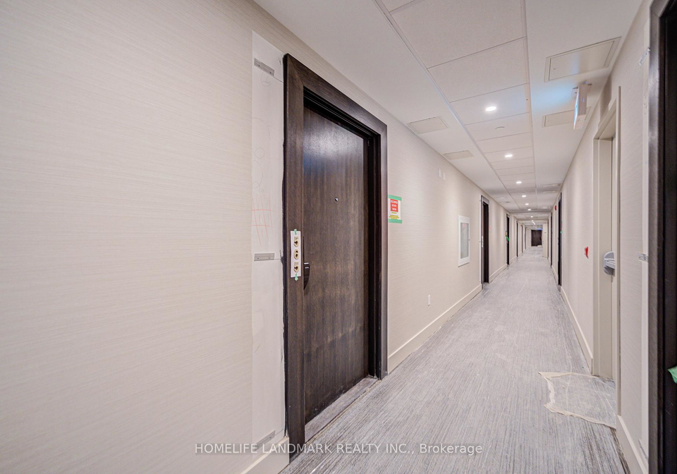 1005-dundas-street-e-e-oakville-ontario-w12321467