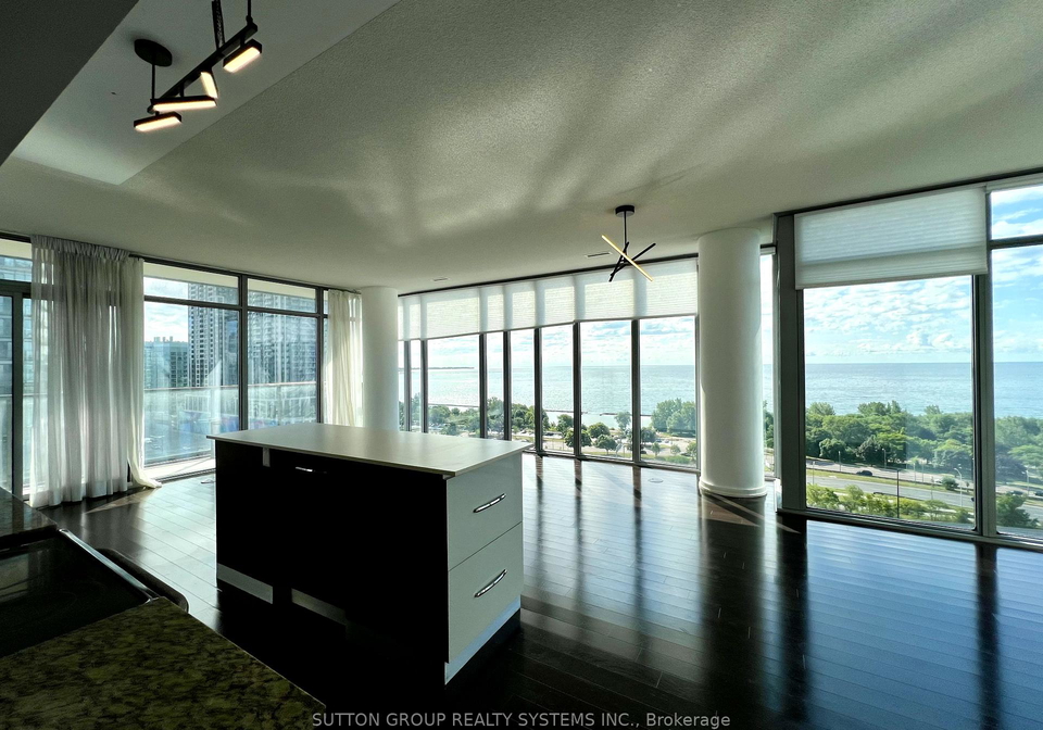 105-the-queensway-na-toronto-ontario-w12321507