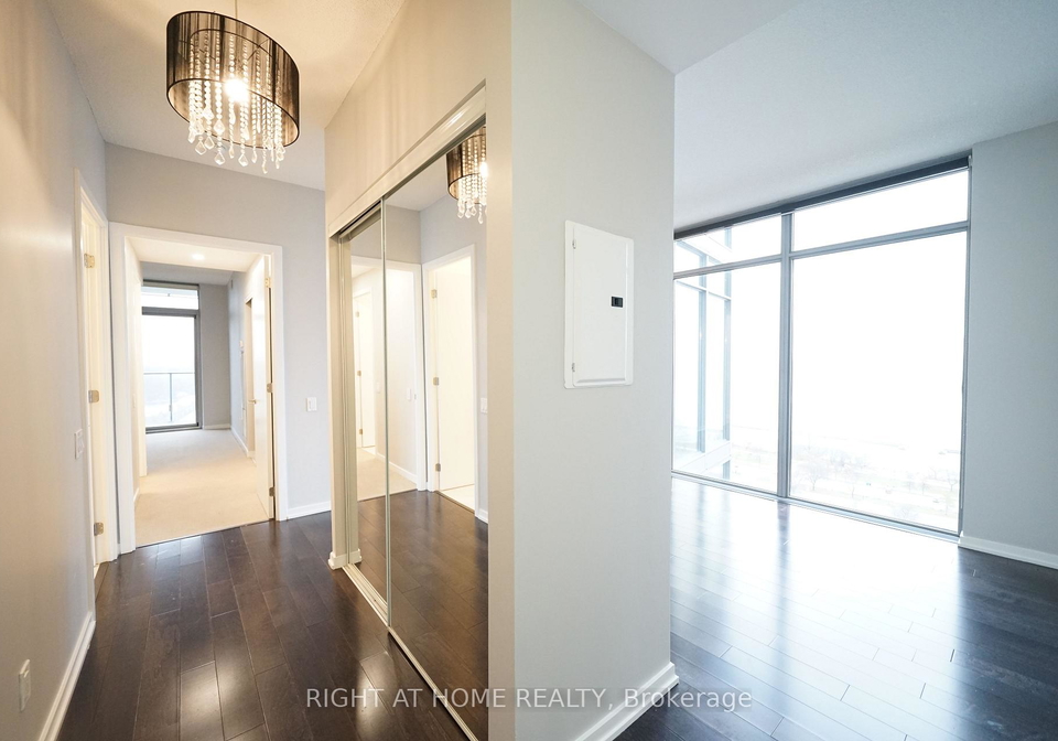 103-the-queensway-avenue-toronto-ontario-w12321531