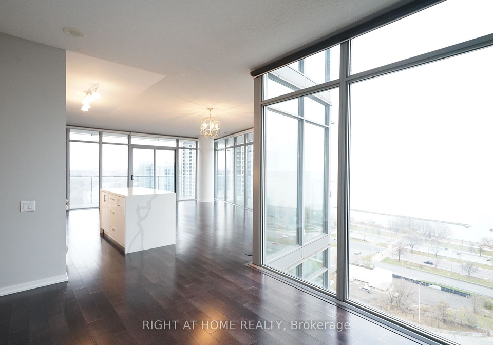 103-the-queensway-avenue-toronto-ontario-w12321531