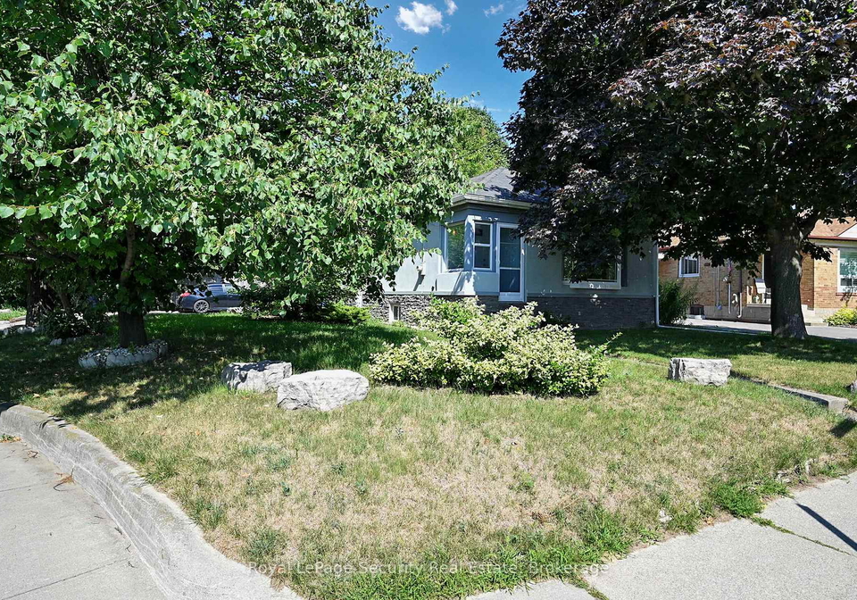 109-westhead-road-etobicoke-ontario-w12321590