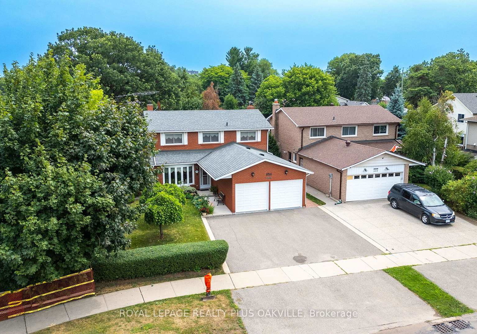 1014-mccraney-street-e-e-oakville-ontario-w12321592