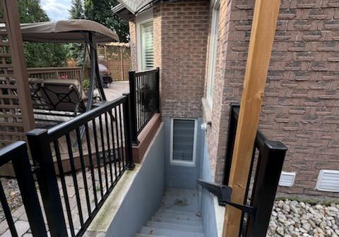 1377-winterbourne-drive-oakville-ontario-w12321688