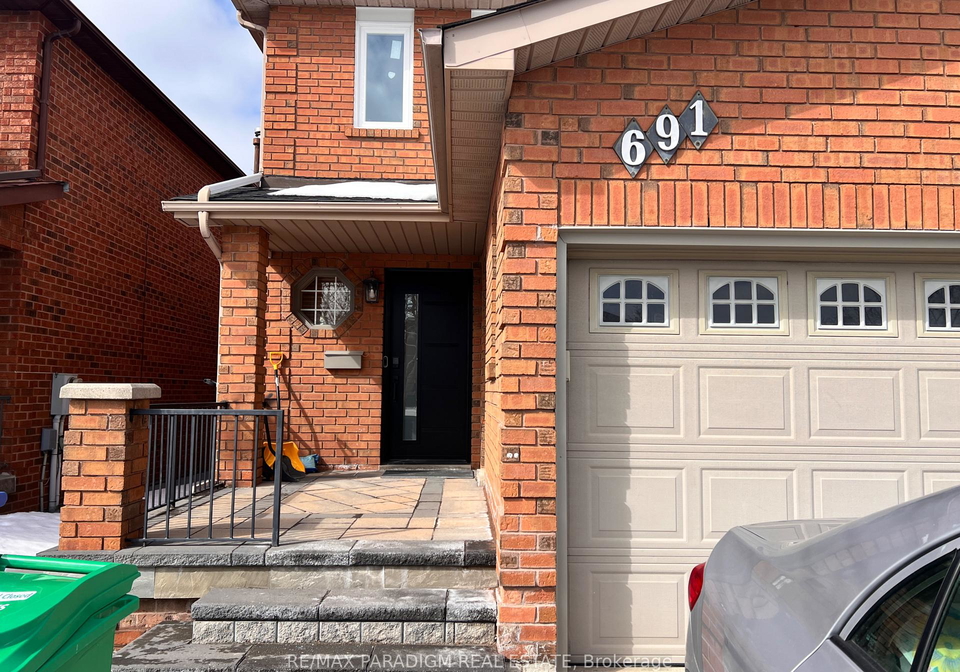 691-ashprior-avenue-mississauga-ontario-w12321724